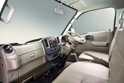 Interior Isuzu New Traga